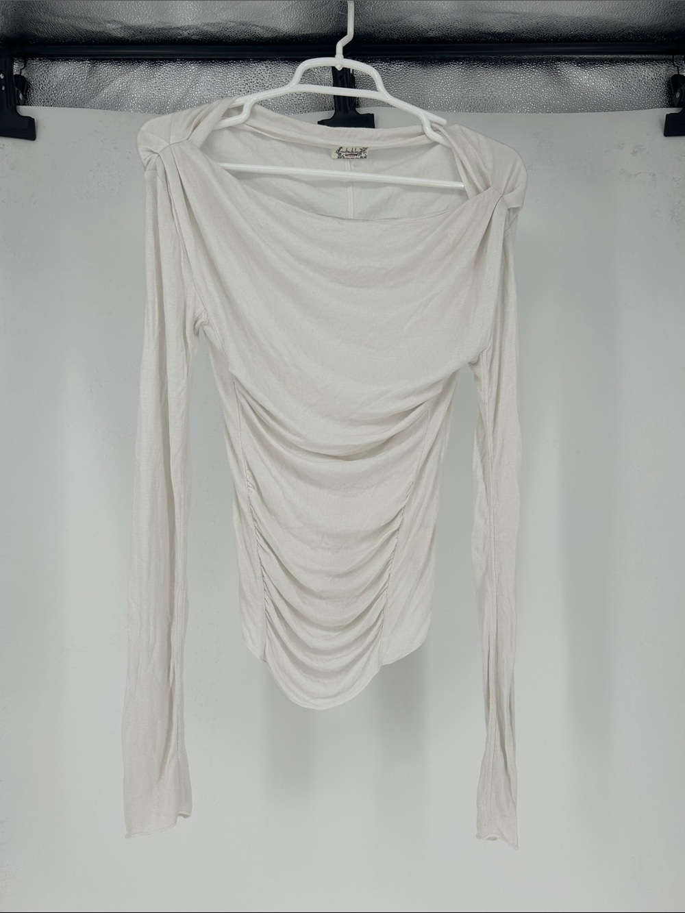 NWOT Free People Night We Met Off Shoulder Long Sleeve in Cream. size XS